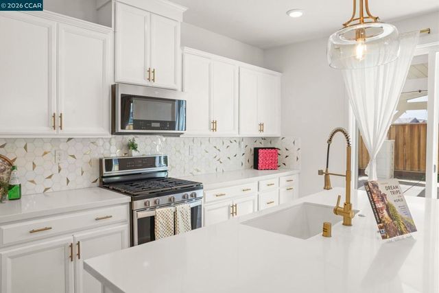 5600 Salado Creek Lane, Antioch, CA 94531
