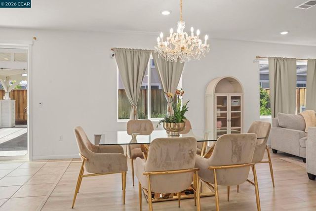 5600 Salado Creek Lane, Antioch, CA 94531