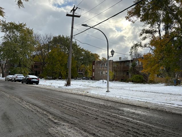 7300 S Dante Avenue, Chicago, IL 60619