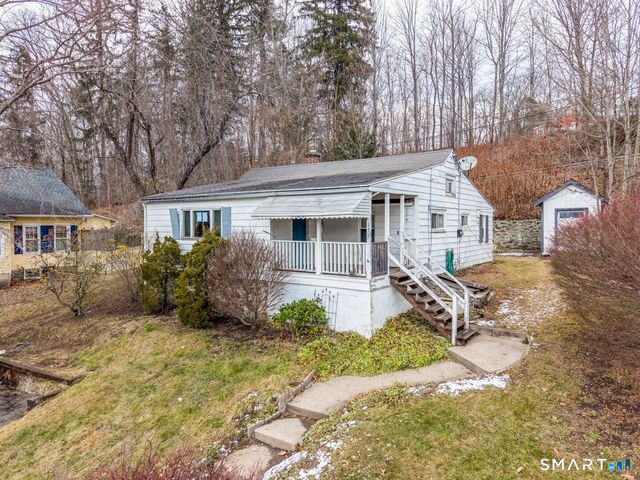 152 Glenwood Avenue, Middlebury, CT 06762