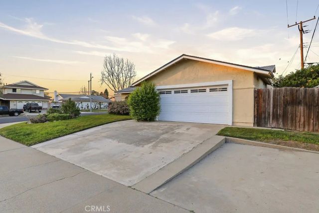 1623 Regent, Camarillo, CA 93010