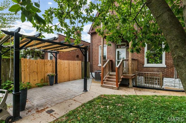 2819 Minnesota Avenue, St Louis, MO 63118