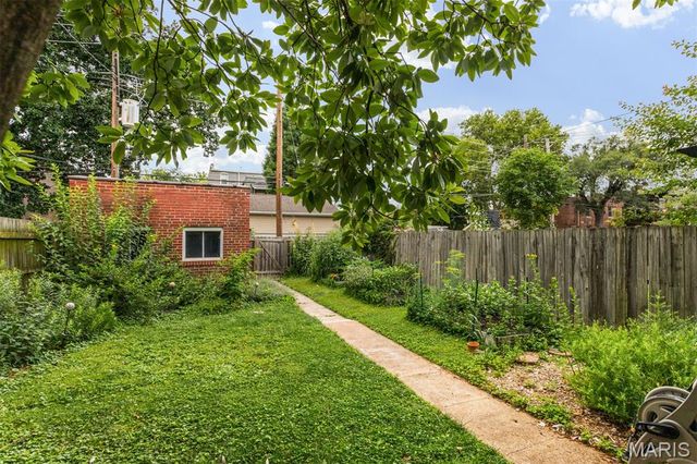 2819 Minnesota Avenue, St Louis, MO 63118