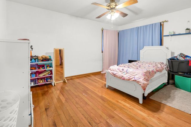 508 N Metropolitan Avenue, Waukegan, IL 60085
