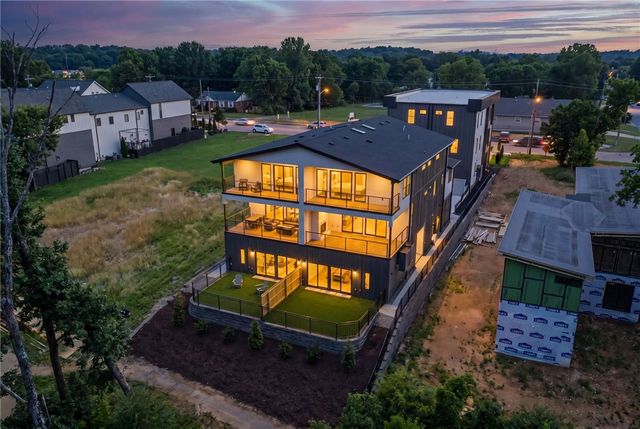 1128 Fillmore Street, Bentonville, AR 72712