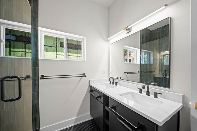 1128 Fillmore Street, Bentonville, AR 72712