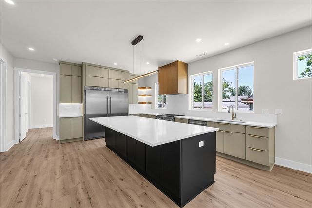 1128 Fillmore Street, Bentonville, AR 72712