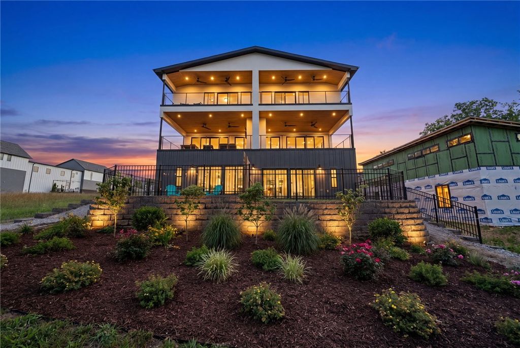 1128 Fillmore Street, Bentonville, AR 72712