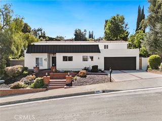 5931 Maury Avenue, Woodland Hills (los Angeles), CA 91367