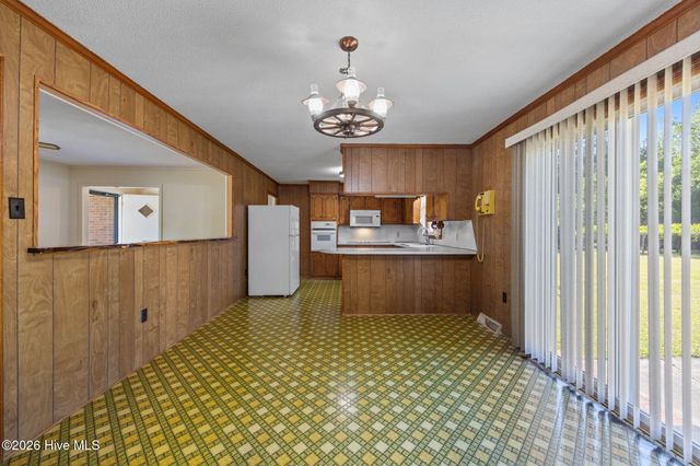420 Aberdeen Drive, Washington, NC 27889