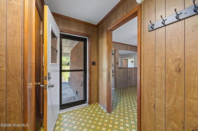 420 Aberdeen Drive, Washington, NC 27889