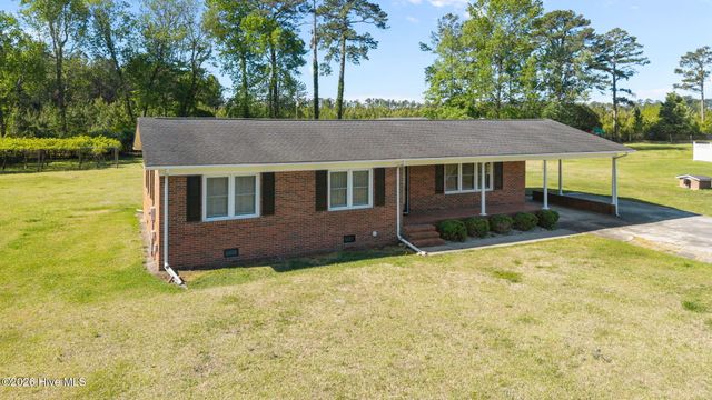 420 Aberdeen Drive, Washington, NC 27889