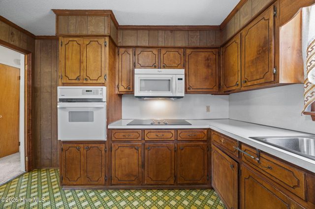 420 Aberdeen Drive, Washington, NC 27889