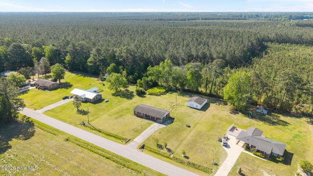 420 Aberdeen Drive, Washington, NC 27889