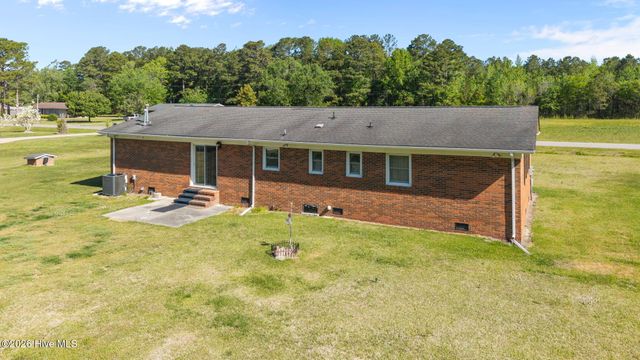 420 Aberdeen Drive, Washington, NC 27889