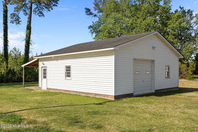 420 Aberdeen Drive, Washington, NC 27889