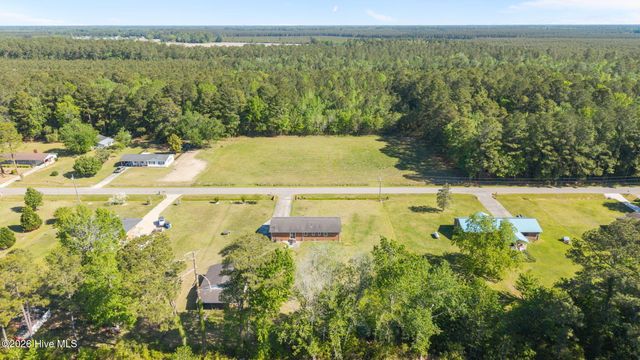 420 Aberdeen Drive, Washington, NC 27889
