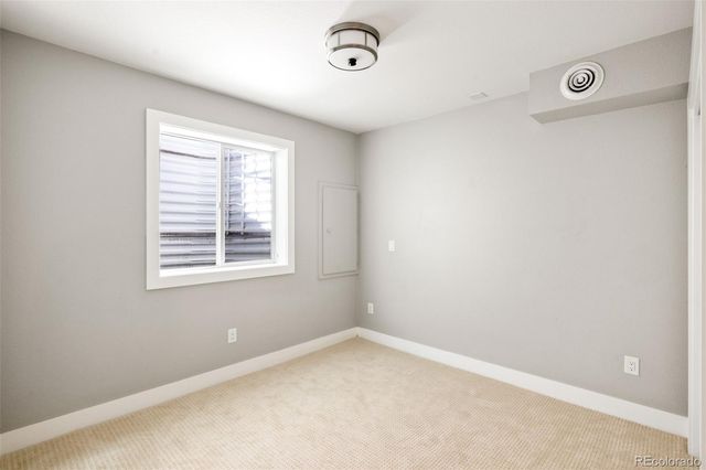 558 Madison Street, Denver, CO 80206