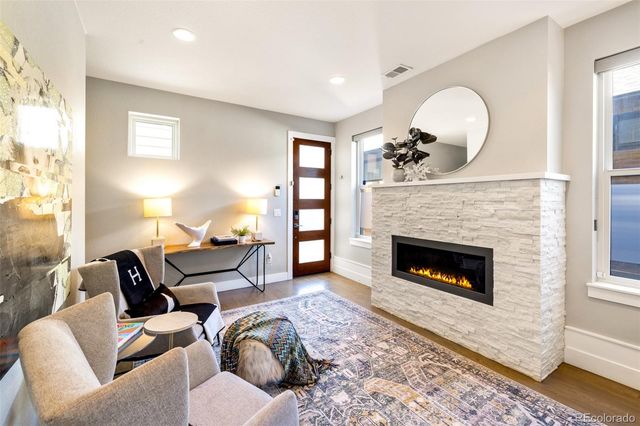 558 Madison Street, Denver, CO 80206