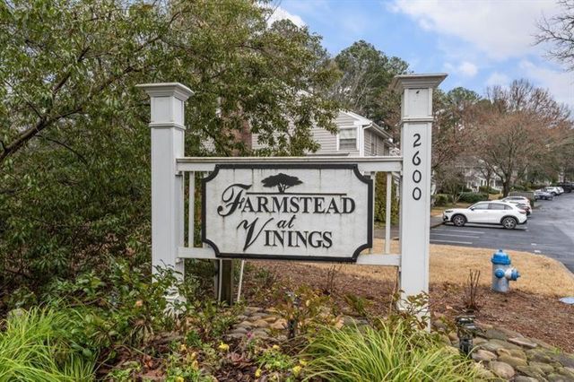 2794 Farmstead Road SE, Smyrna, GA 30080