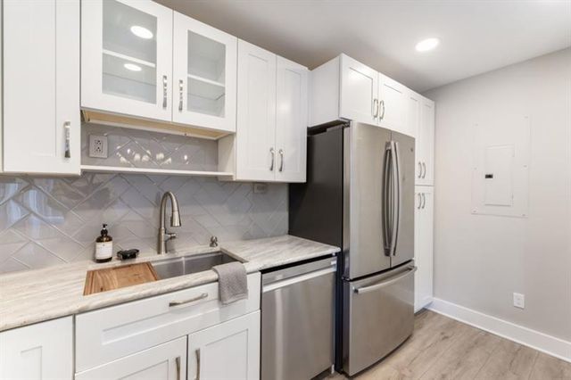 2794 Farmstead Road SE, Smyrna, GA 30080