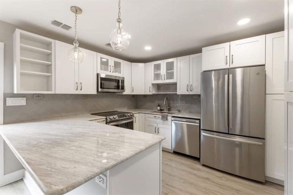 2794 Farmstead Road SE, Smyrna, GA 30080