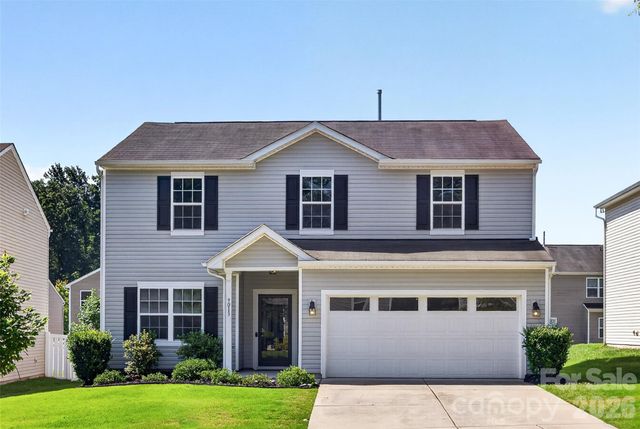 9013 Magnolia Lily Avenue, Charlotte, NC 28227