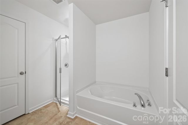 9013 Magnolia Lily Avenue, Charlotte, NC 28227