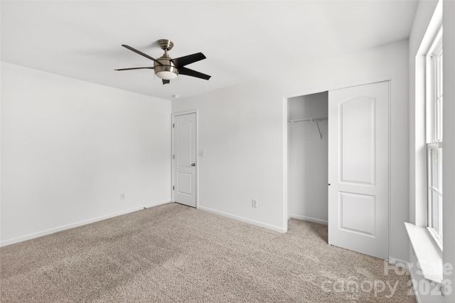 9013 Magnolia Lily Avenue, Charlotte, NC 28227