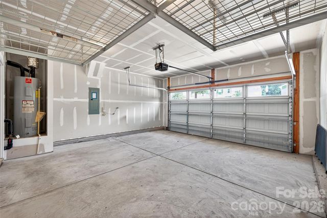 9013 Magnolia Lily Avenue, Charlotte, NC 28227