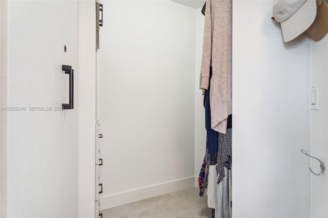16699 Collins Ave+ONE SELF PARKING 4110, Sunny Isles Beach, FL 33160