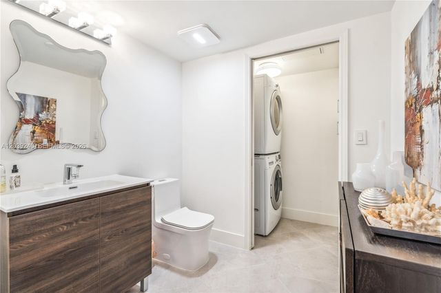 16699 Collins Ave+ONE SELF PARKING 4110, Sunny Isles Beach, FL 33160