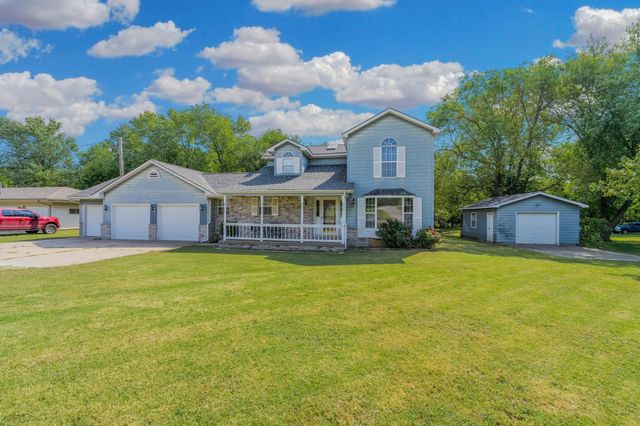 1313 N H St, Wellington, KS 67152