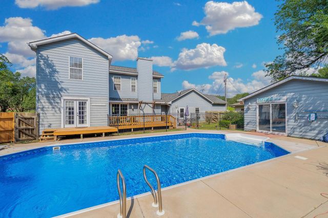 1313 N H St, Wellington, KS 67152