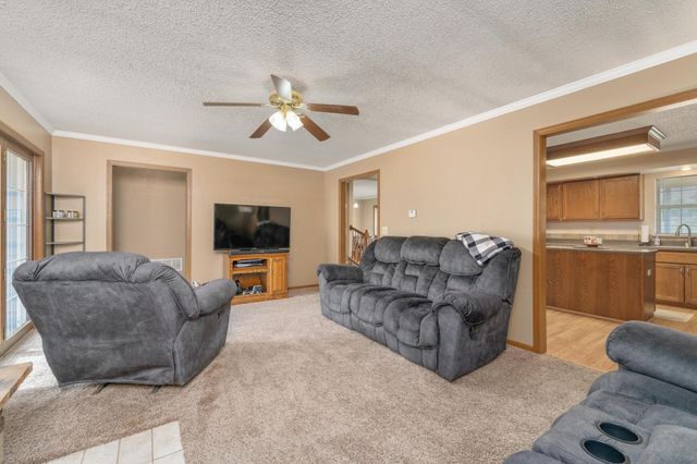 1313 N H St, Wellington, KS 67152