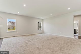 133 COOPERS HAWK DR, Mechanicsburg, PA 17050