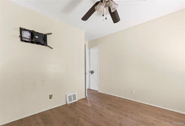 19623 Goddard Street, Detroit, MI 48234