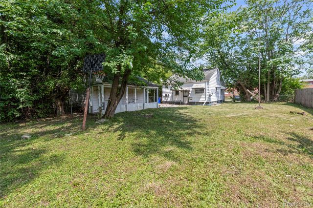 19623 Goddard Street, Detroit, MI 48234