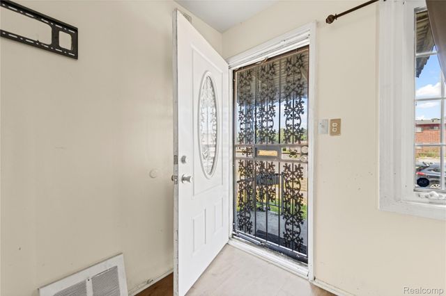 19623 Goddard Street, Detroit, MI 48234