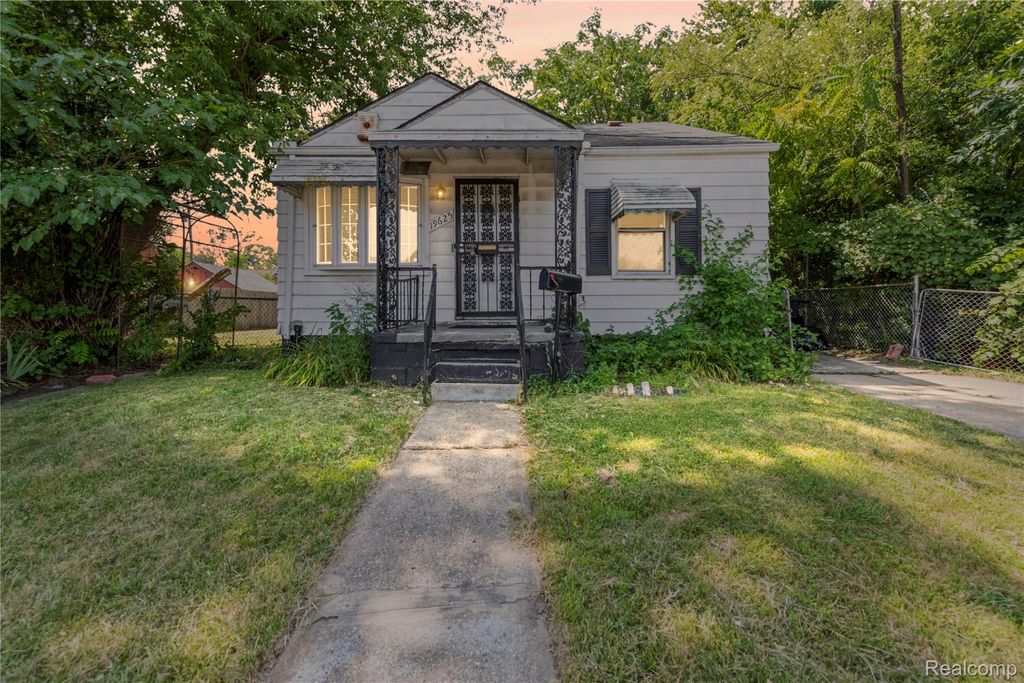 19623 Goddard Street, Detroit, MI 48234