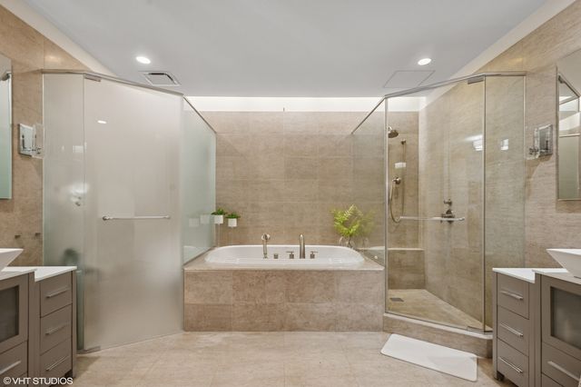 401 N WABASH Avenue 44F, Chicago, IL 60611