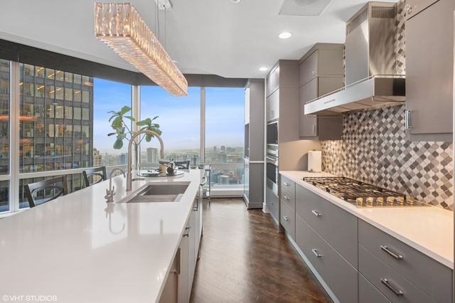 401 N WABASH Avenue 44F, Chicago, IL 60611