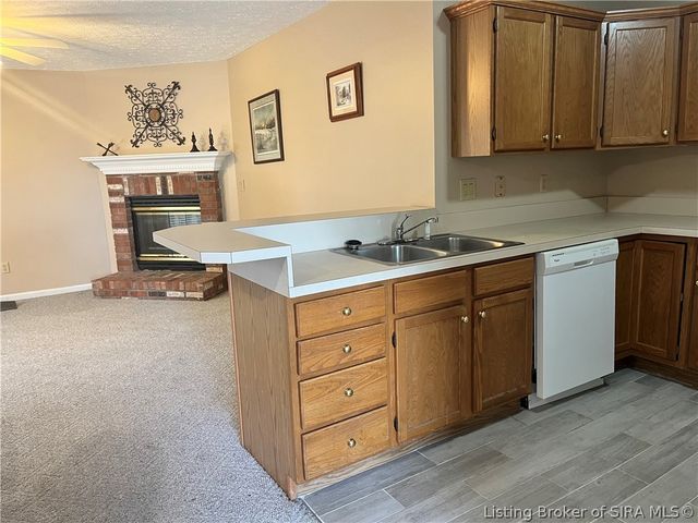 4223 Treesdale Drive, Sellersburg, IN 47172