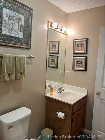 4223 Treesdale Drive, Sellersburg, IN 47172