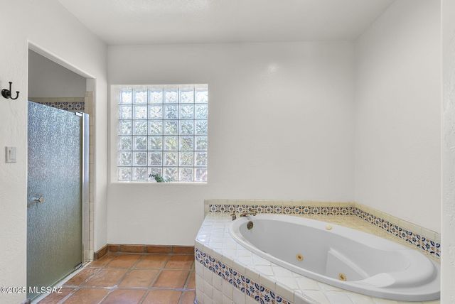 11 Piedra Drive, Tubac, AZ 85646