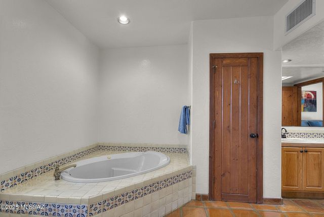 11 Piedra Drive, Tubac, AZ 85646