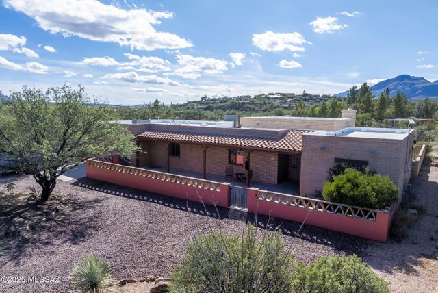11 Piedra Drive, Tubac, AZ 85646