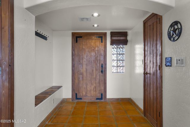 11 Piedra Drive, Tubac, AZ 85646