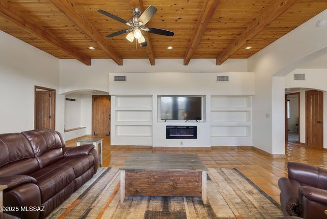 11 Piedra Drive, Tubac, AZ 85646