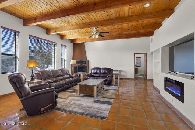 11 Piedra Drive, Tubac, AZ 85646